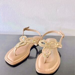 Z1‎ Beaded Sandals